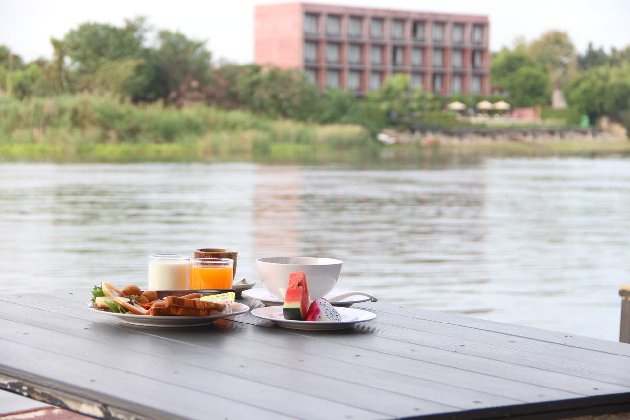 The Riverpool Resort And Spa Kanchanaburi Bagian luar foto