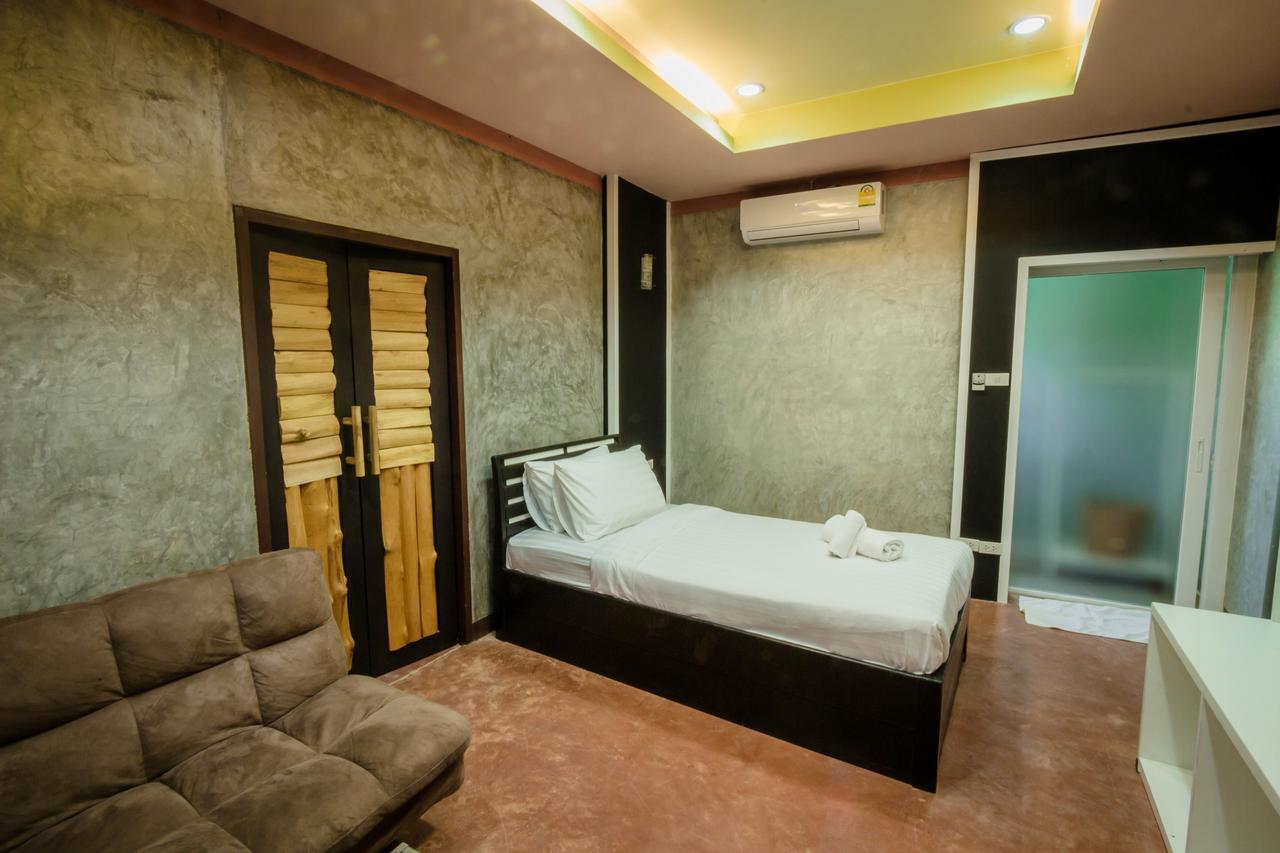 The Riverpool Resort And Spa Kanchanaburi Bagian luar foto
