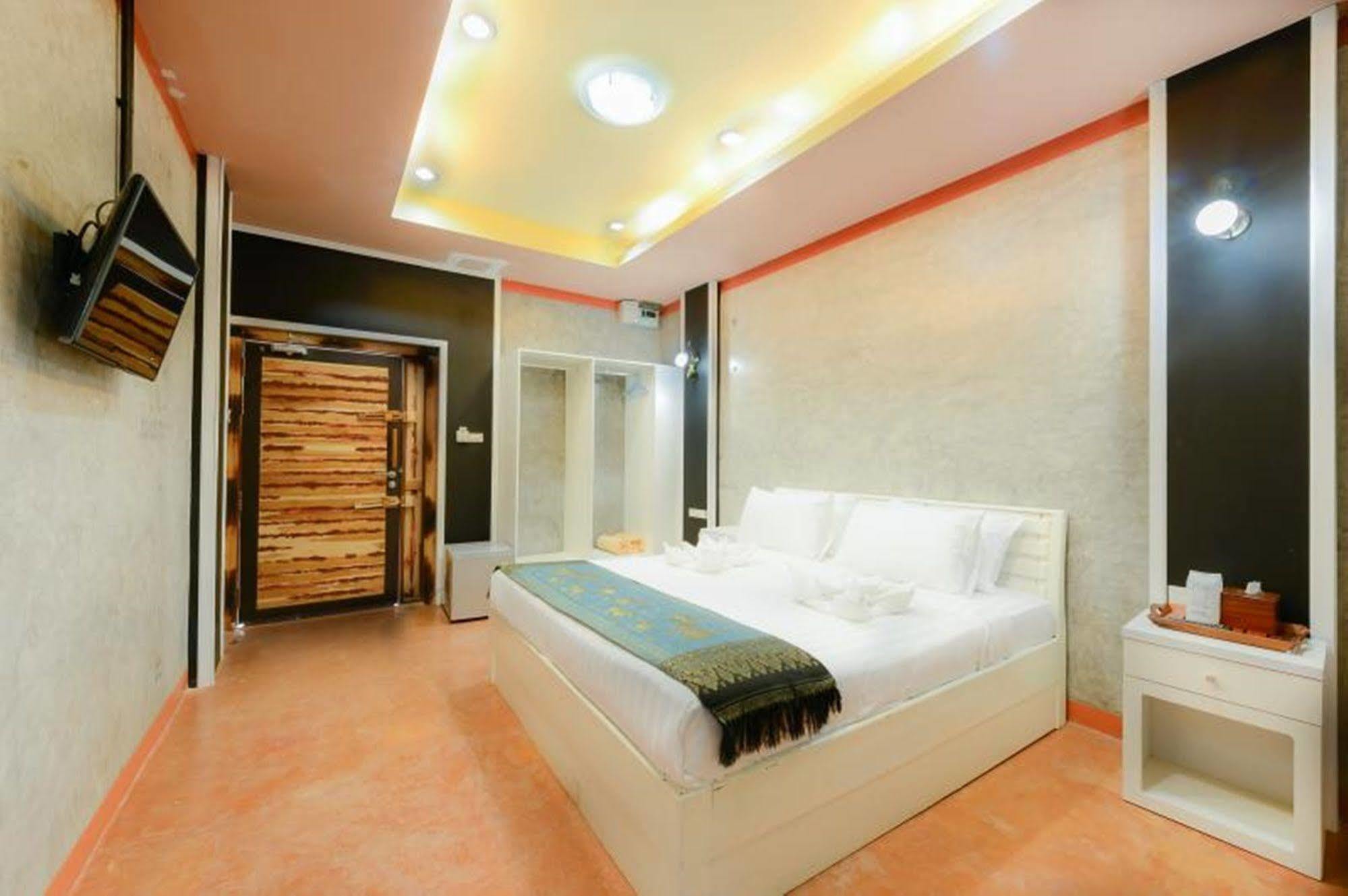 The Riverpool Resort And Spa Kanchanaburi Bagian luar foto